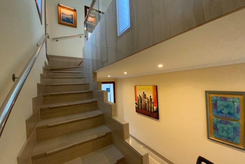 R4830736-Apartment-For-Sale-Marbella-Duplex-5-Beds-250-Built-19