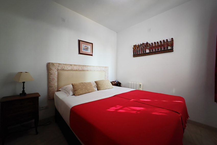 R4840030-Villa-For-Sale-Estepona-Detached-6-Beds-277-Built-19