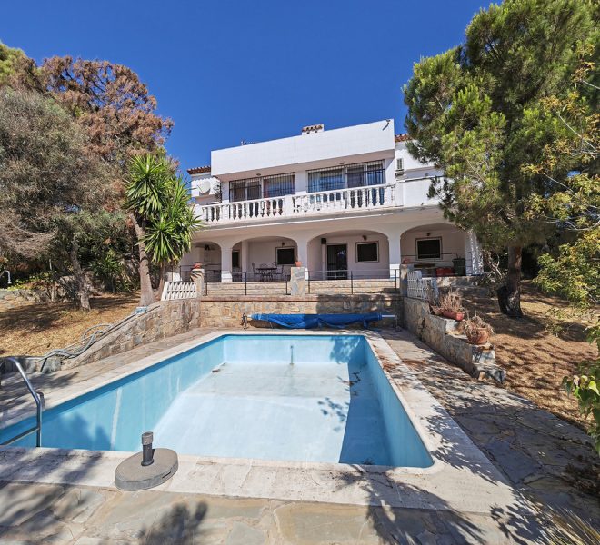R4840030-Image 1-Detached - 6 Beds - 277 Built