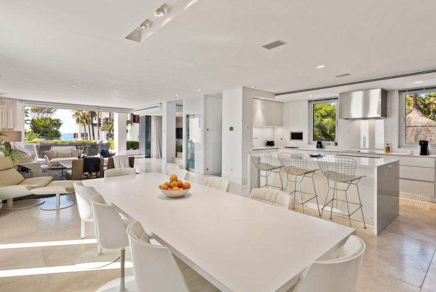 R4841641-Villa-For-Sale-The-Golden-Mile-Detached-4-Beds-548-Built-13