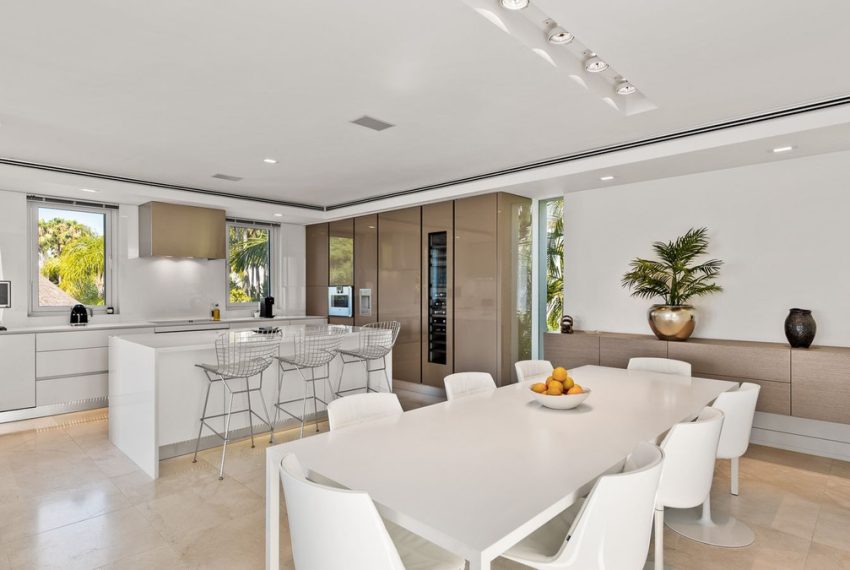R4841641-Villa-For-Sale-The-Golden-Mile-Detached-4-Beds-548-Built-14
