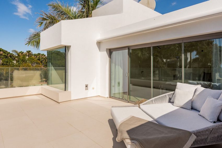 R4841641-Villa-For-Sale-The-Golden-Mile-Detached-4-Beds-548-Built-17