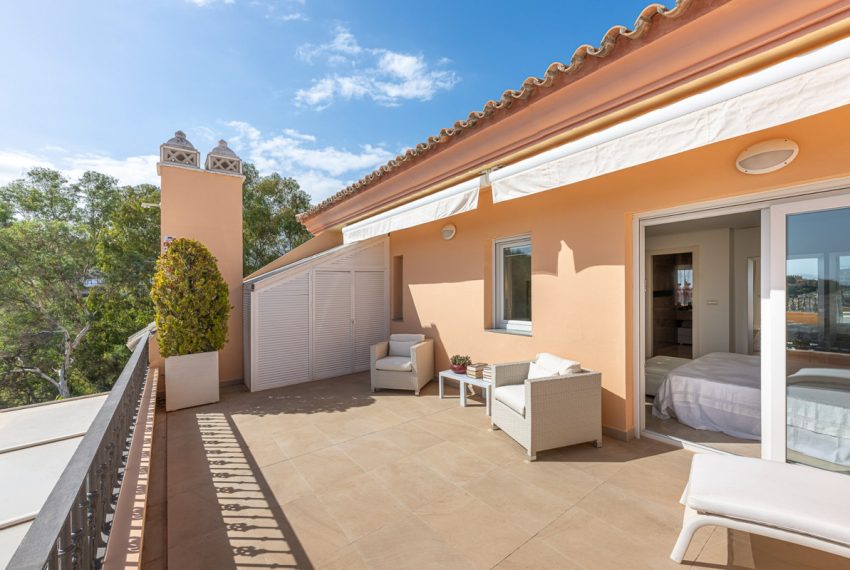 R4842076-Apartment-For-Sale-Nueva-Andalucia-Penthouse-2-Beds-189-Built-13