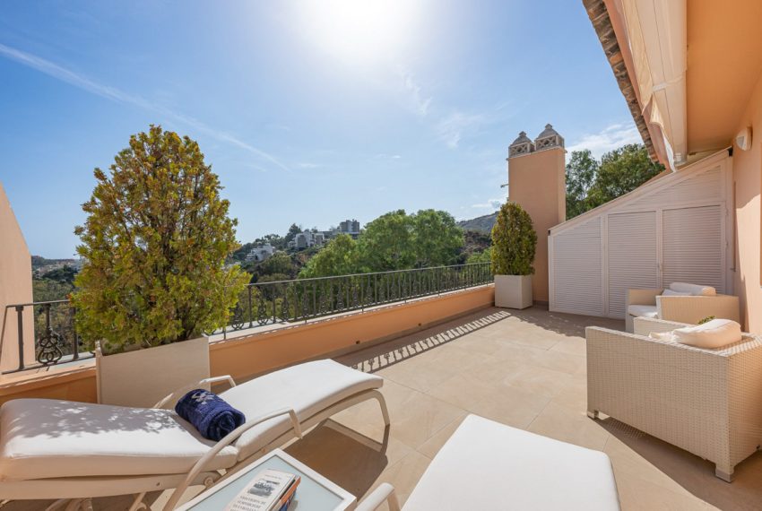 R4842076-Apartment-For-Sale-Nueva-Andalucia-Penthouse-2-Beds-189-Built-14