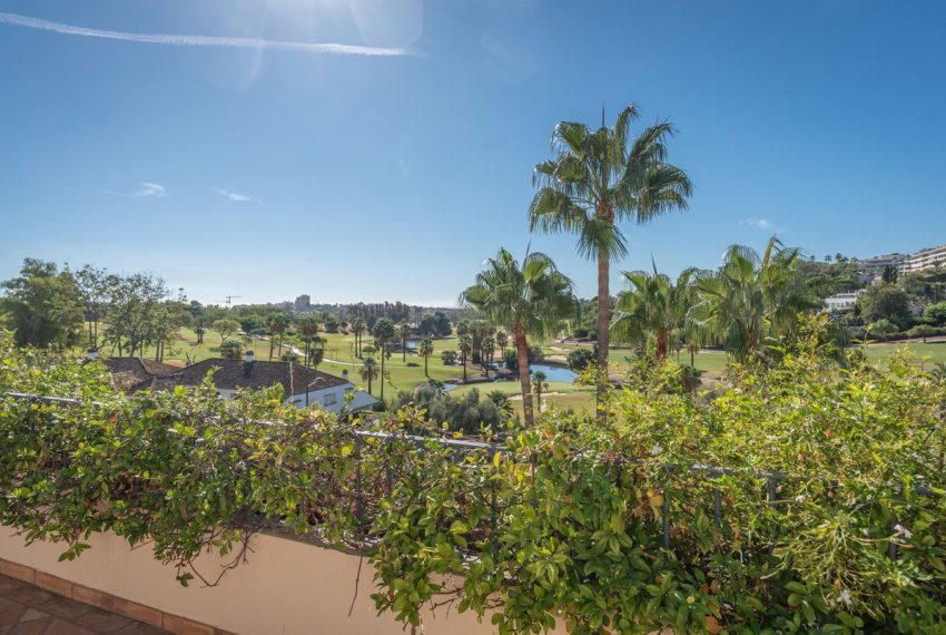 R4849942-Apartment-For-Sale-Nueva-Andalucia-Penthouse-Duplex-3-Beds-201-Built-13