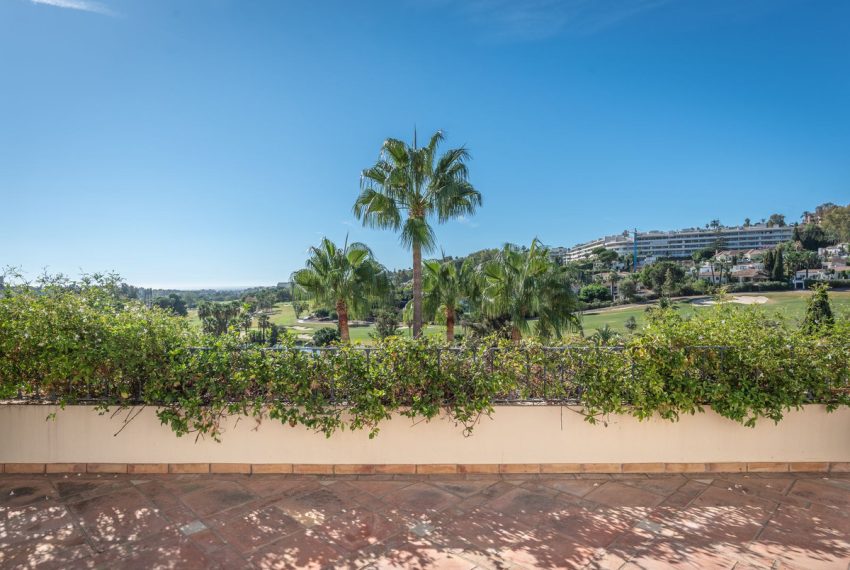 R4849942-Apartment-For-Sale-Nueva-Andalucia-Penthouse-Duplex-3-Beds-201-Built-14