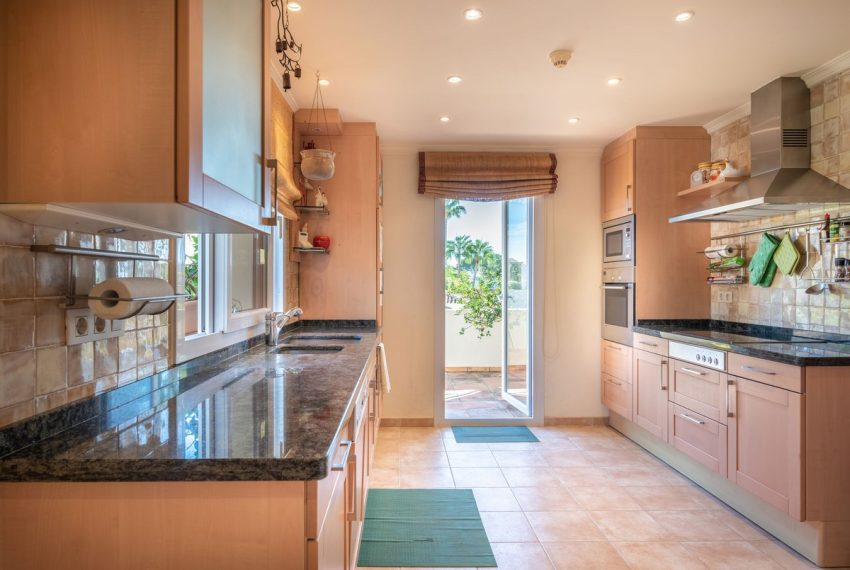 R4849942-Apartment-For-Sale-Nueva-Andalucia-Penthouse-Duplex-3-Beds-201-Built-5