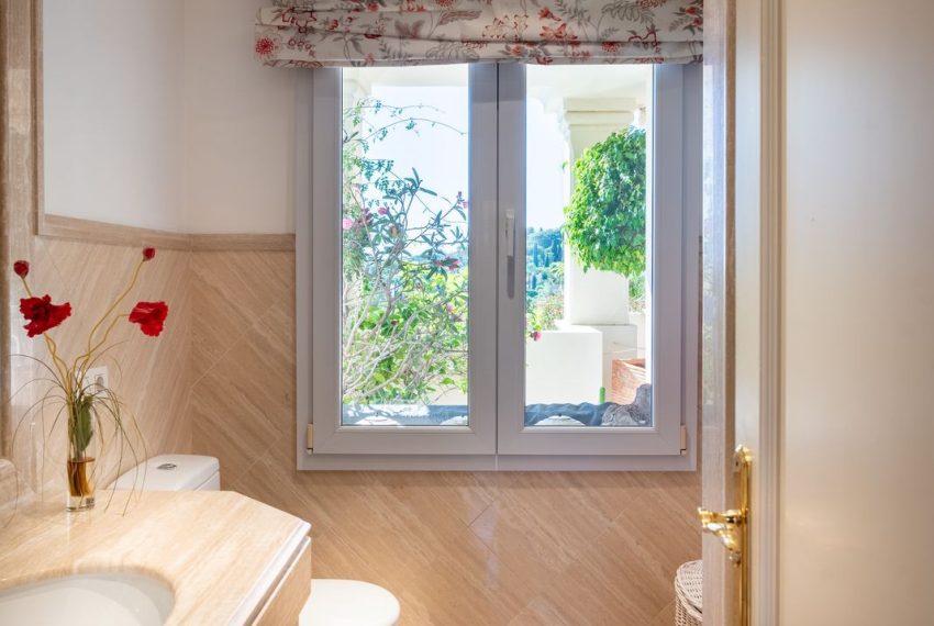 R4849942-Apartment-For-Sale-Nueva-Andalucia-Penthouse-Duplex-3-Beds-201-Built-7
