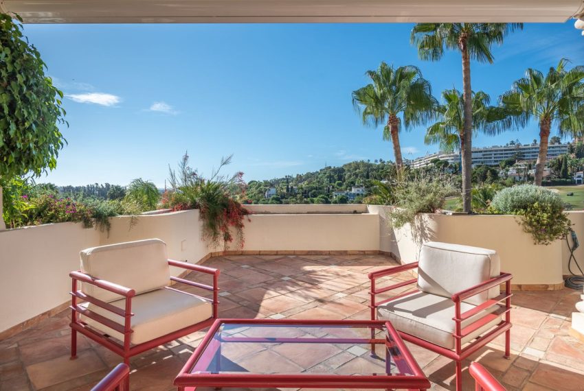 R4849942-Apartment-For-Sale-Nueva-Andalucia-Penthouse-Duplex-3-Beds-201-Built-9
