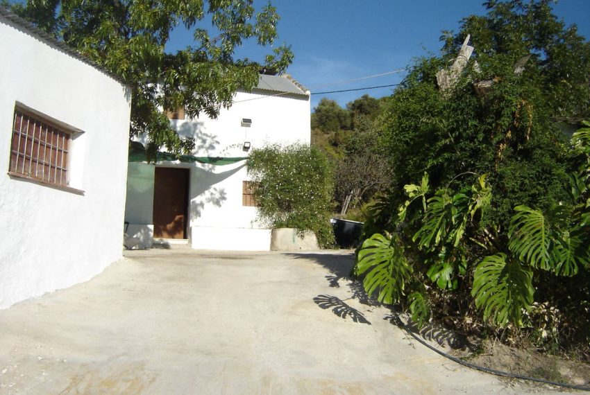 R4861348-Villa-For-Sale-Coin-Finca-3-Beds-196-Built-2