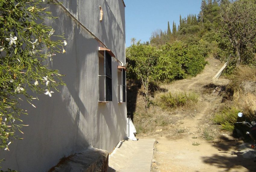 R4861348-Villa-For-Sale-Coin-Finca-3-Beds-196-Built-3
