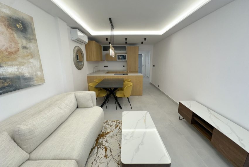 R4877320-Apartment-For-Sale-The-Golden-Mile-Middle-Floor-3-Beds-108-Built-2