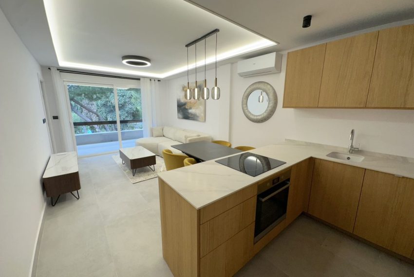 R4877320-Apartment-For-Sale-The-Golden-Mile-Middle-Floor-3-Beds-108-Built