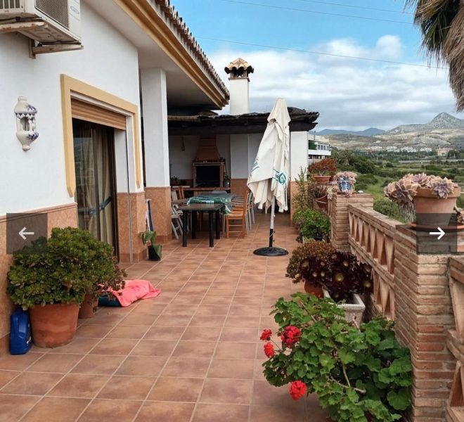 R4880269-Image 1-Finca - 7 Beds - 662 Built