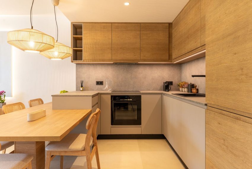 R4884316-Villa-For-Sale-Aloha-Semi-Detached-3-Beds-167-Built-2