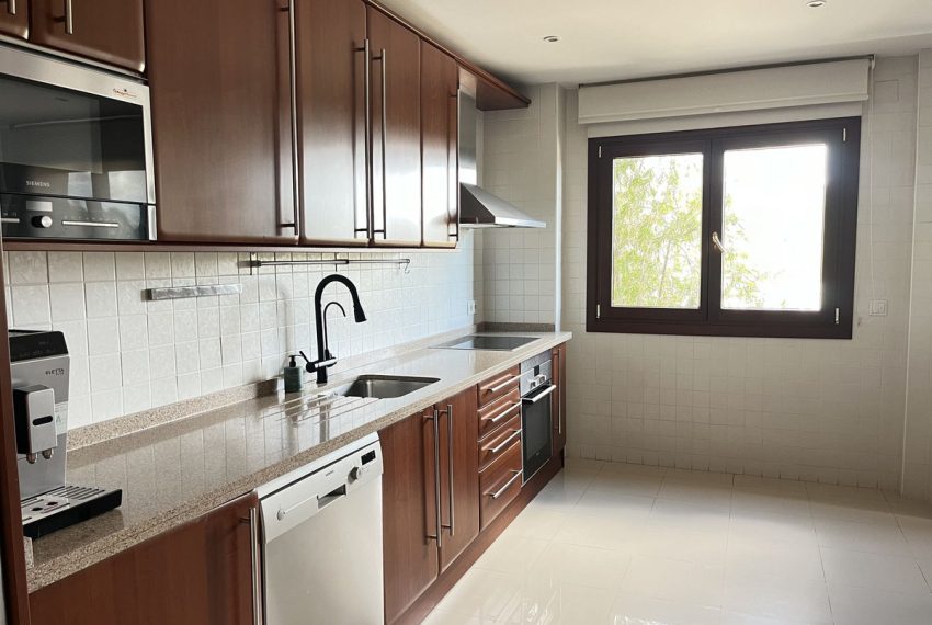 R4884640-Apartment-For-Sale-Marbella-Middle-Floor-3-Beds-169-Built-7