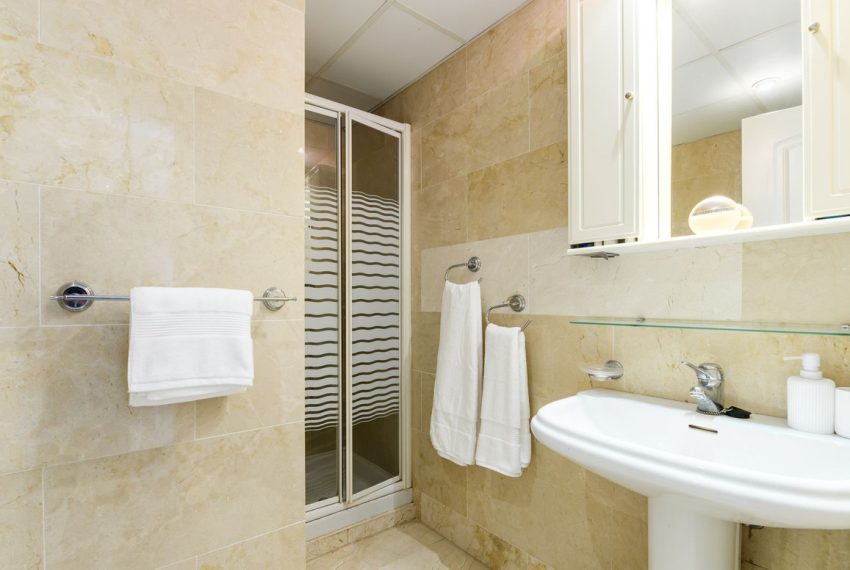 R4886143-Apartment-For-Sale-San-Pedro-de-Alcantara-Penthouse-4-Beds-122-Built-8