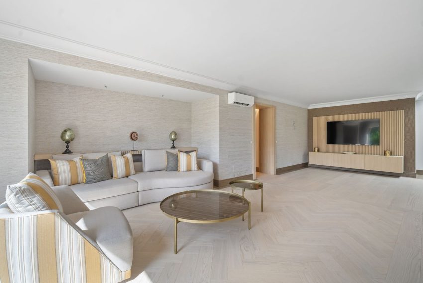 R4886161-Villa-For-Sale-Benahavis-Detached-16-Beds-837-Built-13