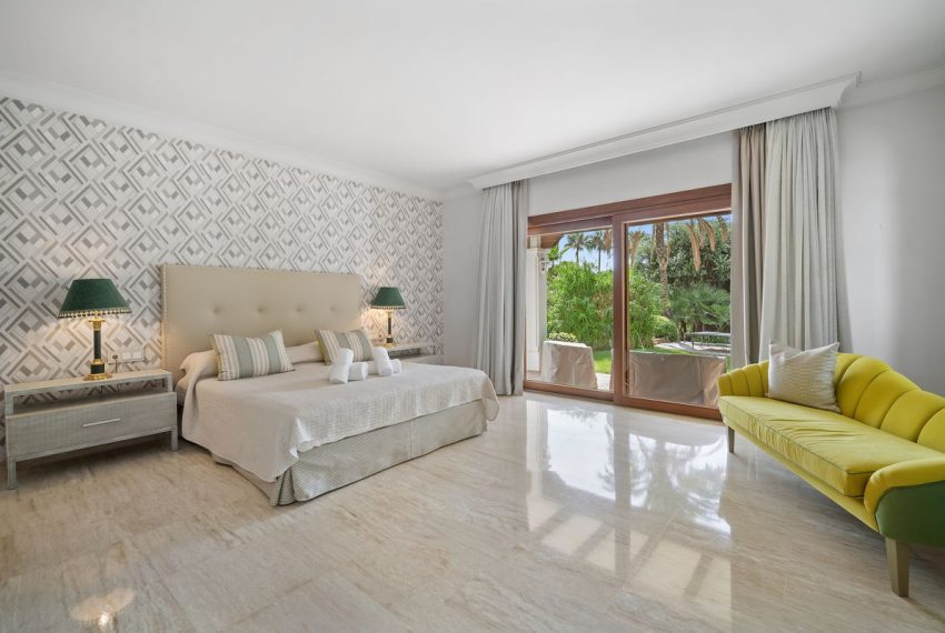 R4886161-Villa-For-Sale-Benahavis-Detached-16-Beds-837-Built-9