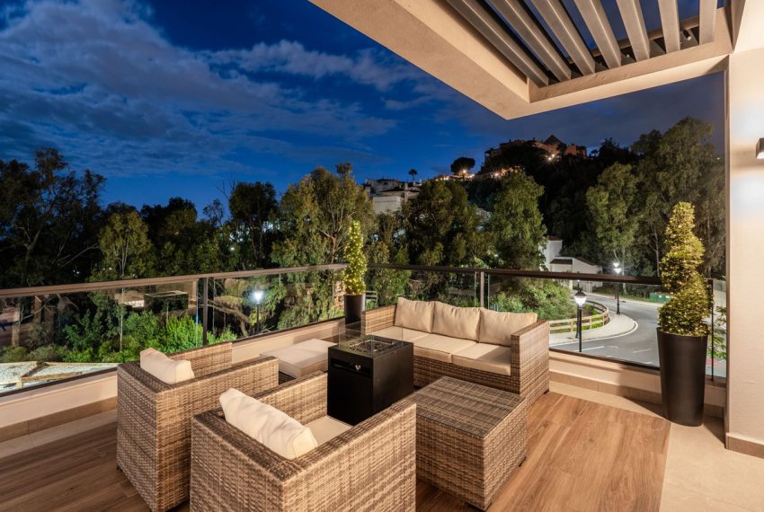 R4887667-Apartment-For-Sale-Nueva-Andalucia-Middle-Floor-3-Beds-126-Built-12