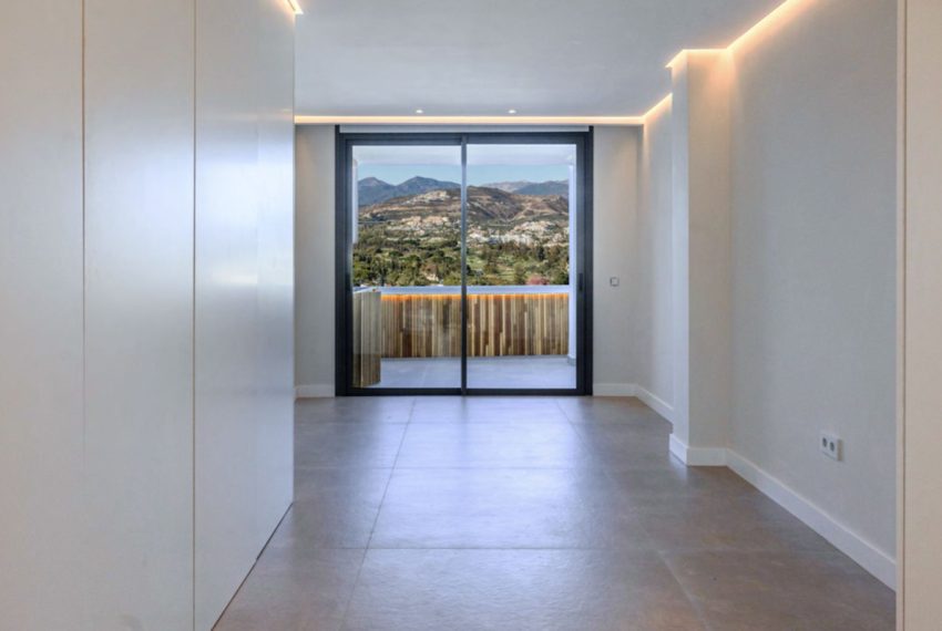 R4894786-Apartment-For-Sale-Nueva-Andalucia-Penthouse-2-Beds-131-Built-18