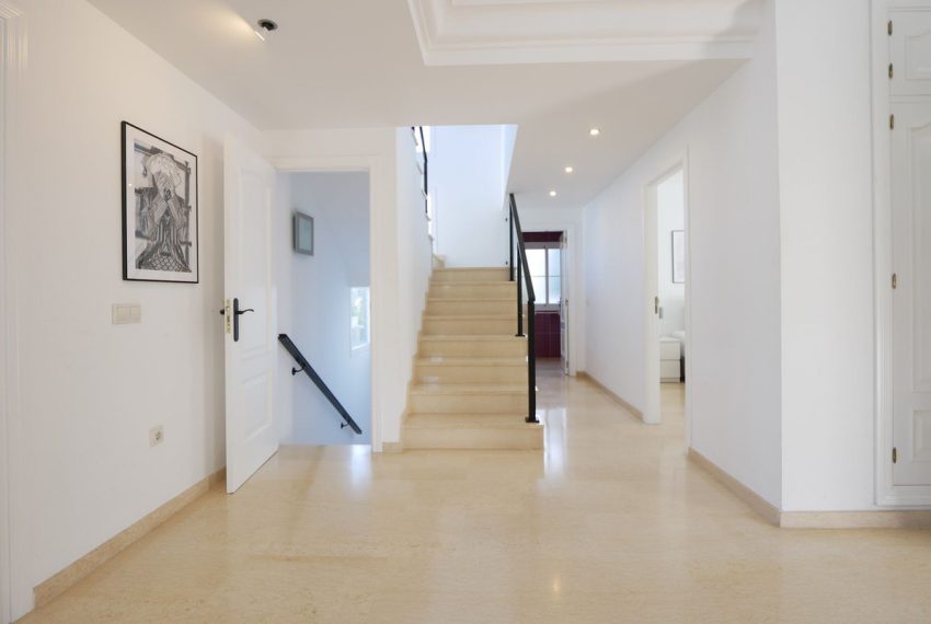 R4894975-Villa-For-Sale-La-Cala-de-Mijas-Detached-6-Beds-420-Built-13