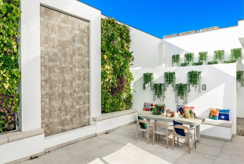 R4896688-Villa-For-Sale-The-Golden-Mile-Detached-5-Beds-287-Built-2