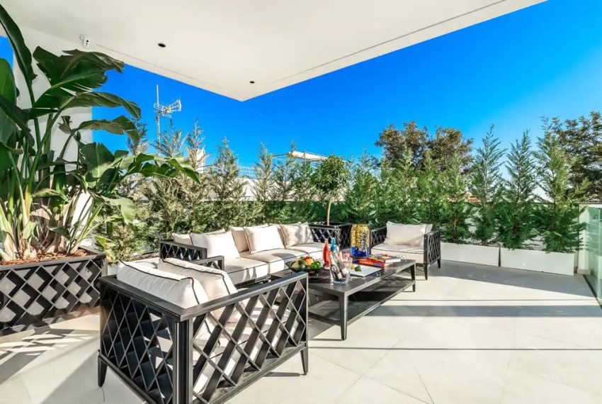 R4896688-Villa-For-Sale-The-Golden-Mile-Detached-5-Beds-287-Built-4