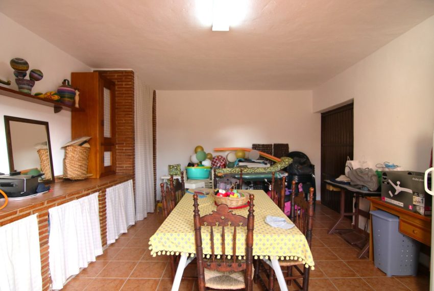 R4897348-Villa-For-Sale-Coin-Finca-4-Beds-193-Built-4