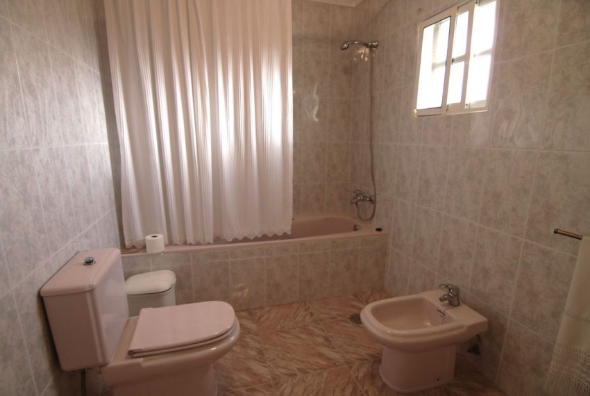 R4897348-Villa-For-Sale-Coin-Finca-4-Beds-193-Built-6