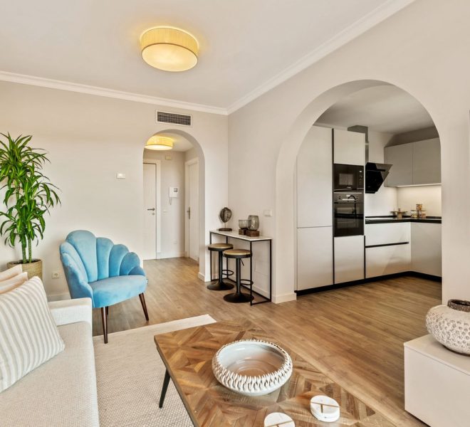 R4902145-Image 1-Penthouse - 1 Beds - 70 Built