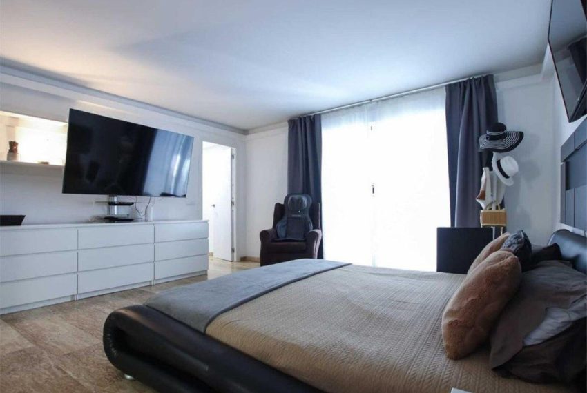 R4905019-Villa-For-Sale-El-Rosario-Detached-4-Beds-269-Built-17