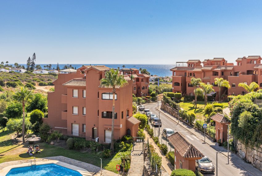 R4905583-Apartment-For-Sale-Estepona-Penthouse-3-Beds-150-Built