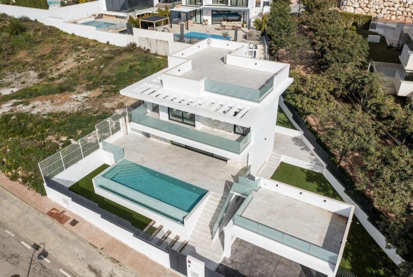 R4922095-Villa-For-Sale-La-Cala-de-Mijas-Detached-6-Beds-325-Built-2