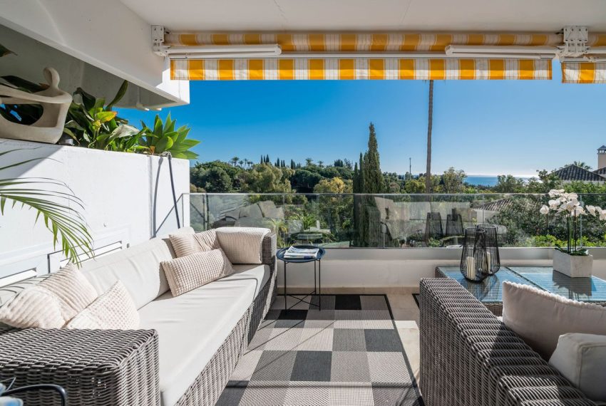 R4927771-Apartment-For-Sale-The-Golden-Mile-Middle-Floor-3-Beds-129-Built-11