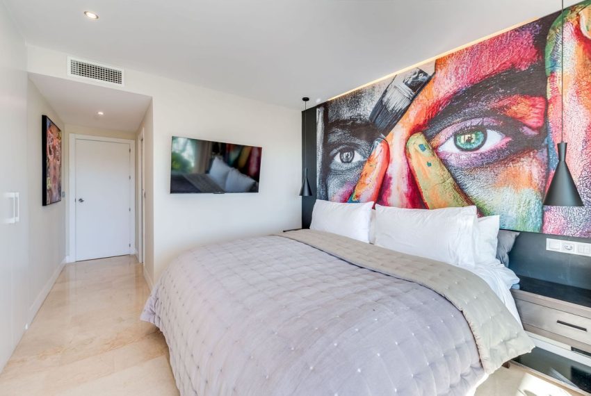 R4927771-Apartment-For-Sale-The-Golden-Mile-Middle-Floor-3-Beds-129-Built-13