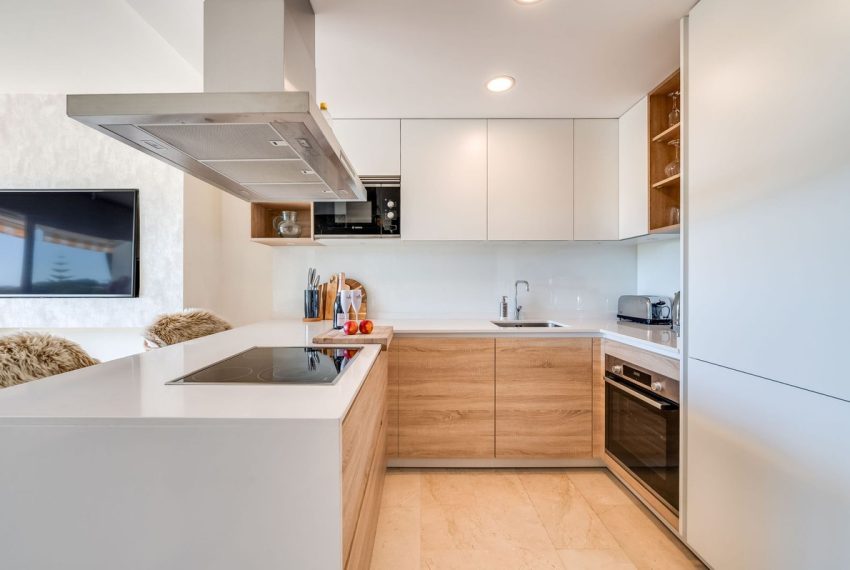 R4927771-Apartment-For-Sale-The-Golden-Mile-Middle-Floor-3-Beds-129-Built-4