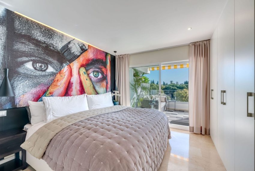 R4927771-Apartment-For-Sale-The-Golden-Mile-Middle-Floor-3-Beds-129-Built-5