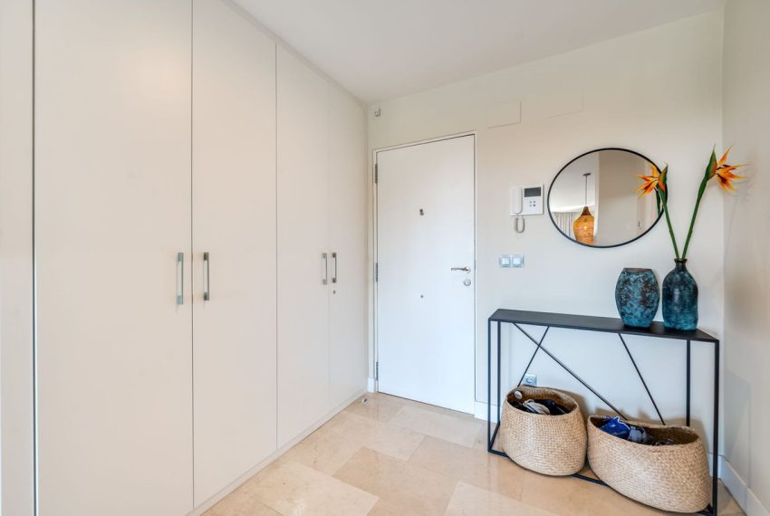 R4927771-Apartment-For-Sale-The-Golden-Mile-Middle-Floor-3-Beds-129-Built-9