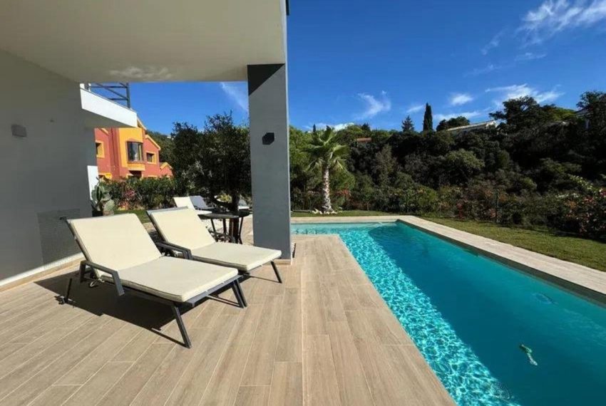 R4930855-Villa-For-Sale-Elviria-Detached-4-Beds-468-Built-17