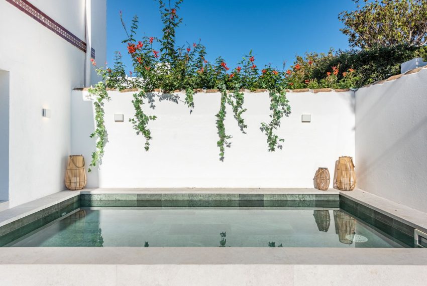 R4932724-Townhouse-For-Sale-Nueva-Andalucia-Terraced-3-Beds-150-Built-8