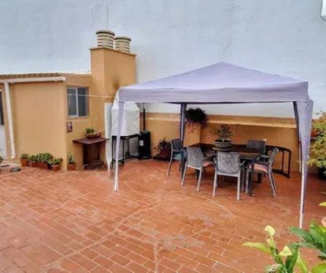 R4942969-Image 1-Middle Floor - 3 Beds - 104 Built