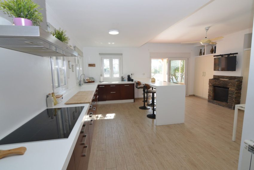 R4943995-Villa-For-Sale-San-Pedro-de-Alcantara-Detached-5-Beds-545-Built-6
