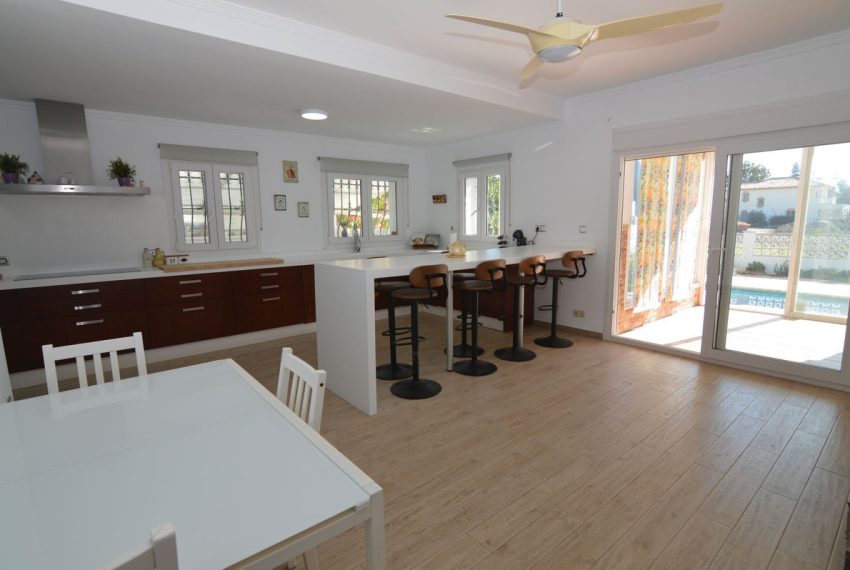 R4943995-Villa-For-Sale-San-Pedro-de-Alcantara-Detached-5-Beds-545-Built-7