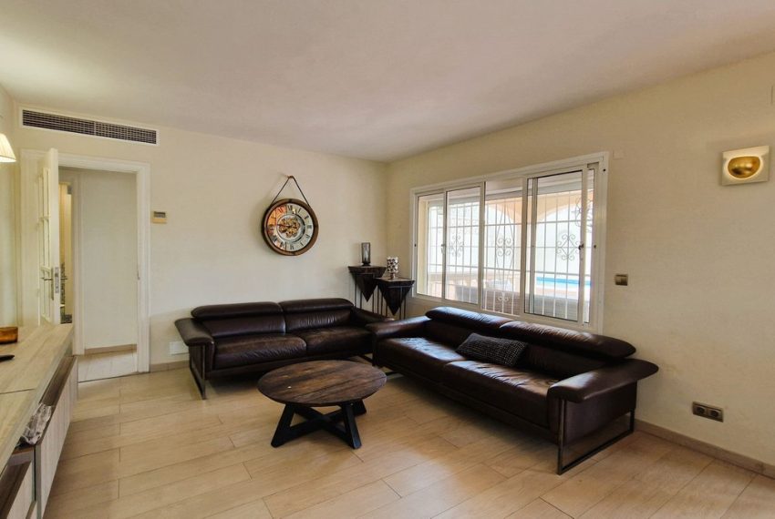 R4952632-Villa-For-Sale-Nueva-Andalucia-Detached-3-Beds-273-Built-12