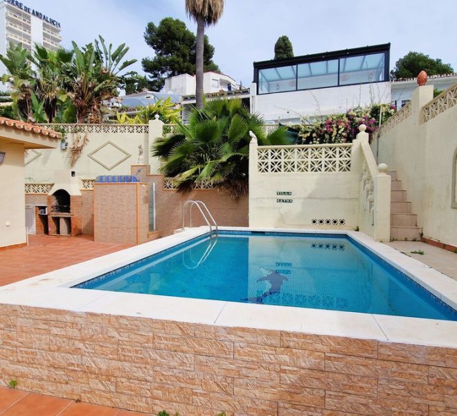 R4952632-Image 1-Detached - 3 Beds - 273 Built