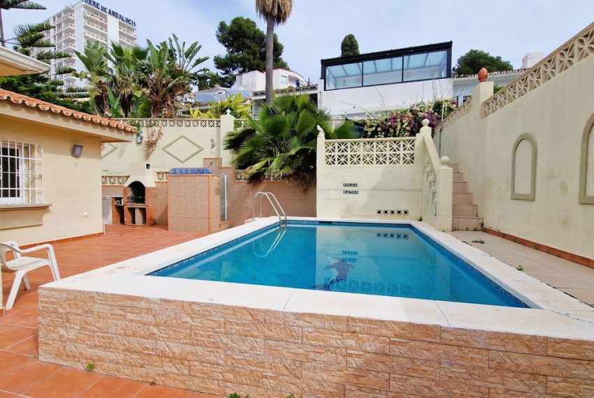 R4952632-Villa-For-Sale-Nueva-Andalucia-Detached-3-Beds-273-Built
