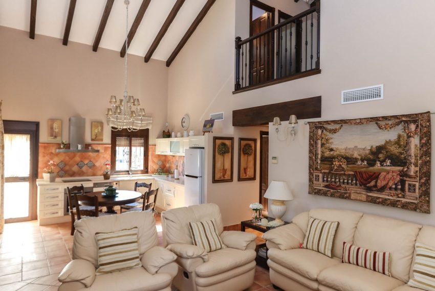 R4952794-Villa-For-Sale-Guaro-Detached-4-Beds-160-Built-10