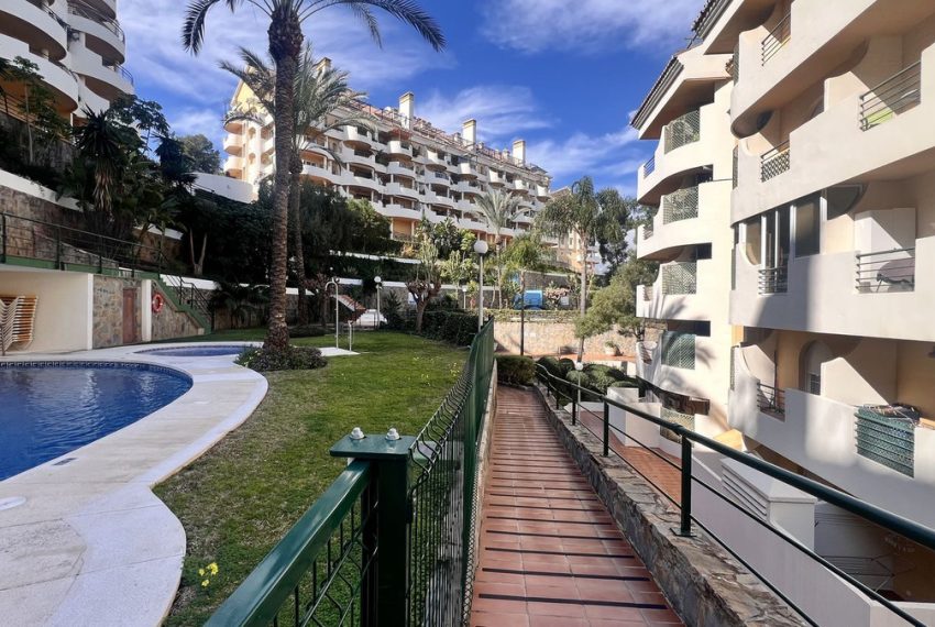R4954357-Apartment-For-Sale-Nueva-Andalucia-Duplex-3-Beds-144-Built-18