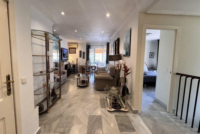 R4954357-Apartment-For-Sale-Nueva-Andalucia-Duplex-3-Beds-144-Built-5